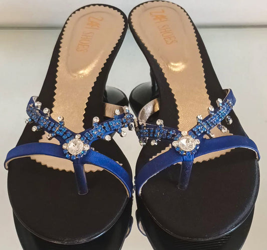 Tongue cuir cristaux bleus  art 0012